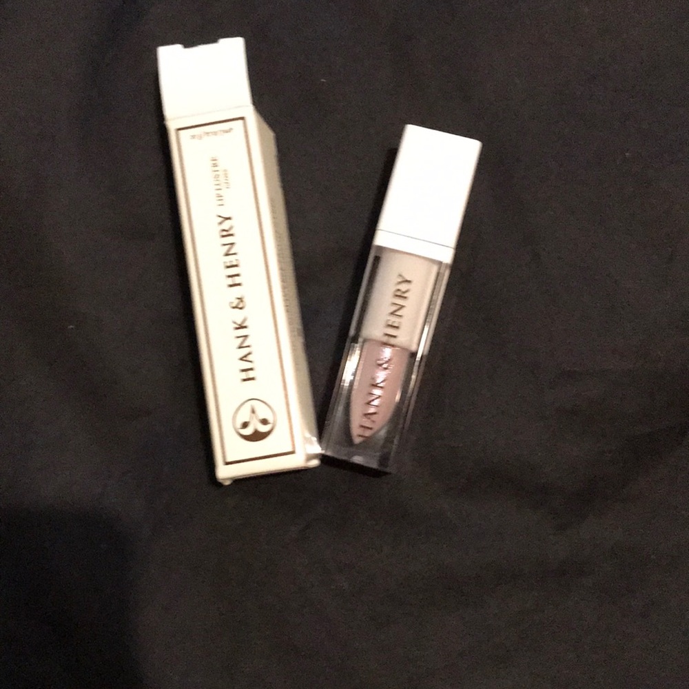 Hank and Henry duh one